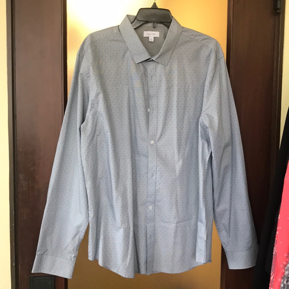 Calvin Klein grey button down dress shirt XL